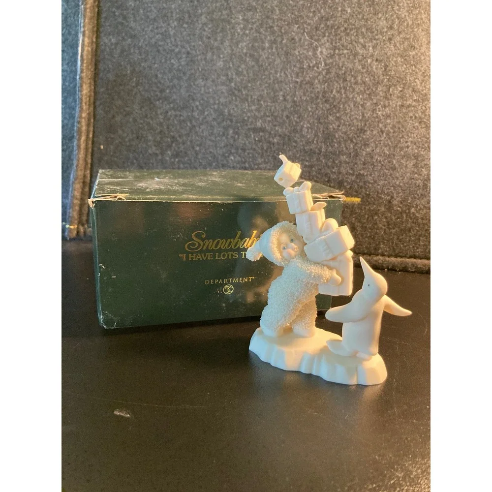 Department 56 Snowbabies I Have Lots To Give Figurine Penguin Gifts 56.68114